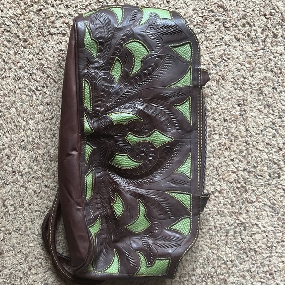 JL Saldivar Handcrafted Tooled Leather Purse - Picture 3 of 3